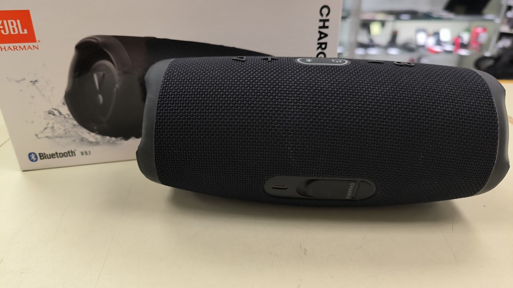 Портативная акустика JBL CHARGE 5
