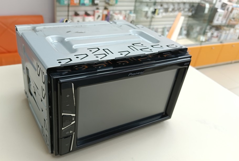 Автомагнитола Pioneer DMH-G121