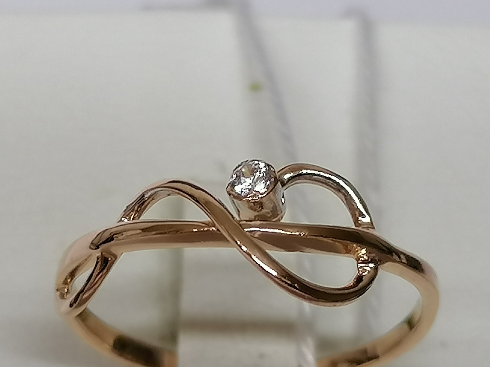 КОЛКМ585 КОЛЬЦО С КАМНЕМ (Au 585)