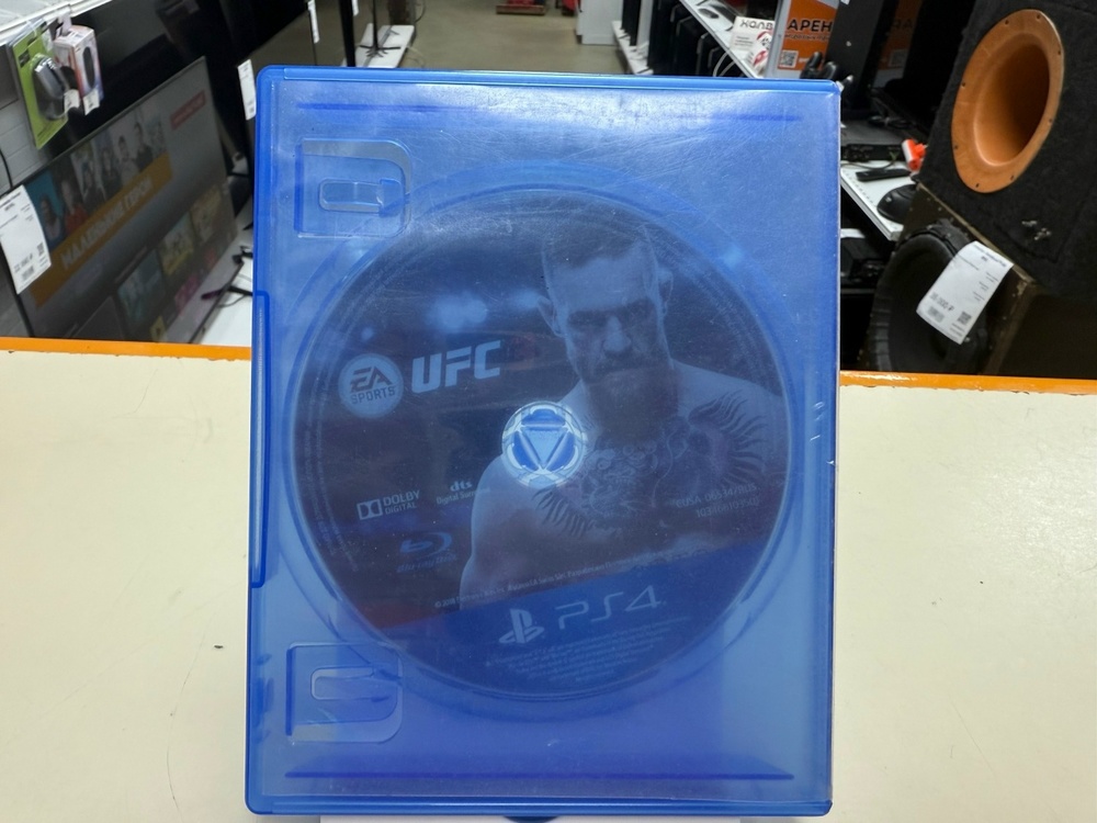 Игра Playstation 4 UFC 3