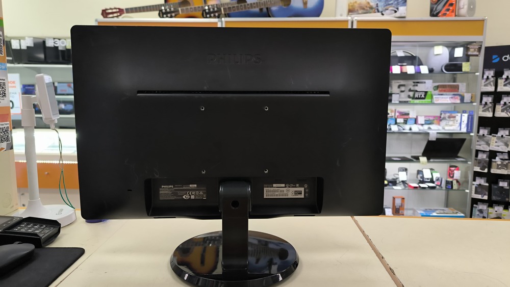 Монитор Philips 226V4L