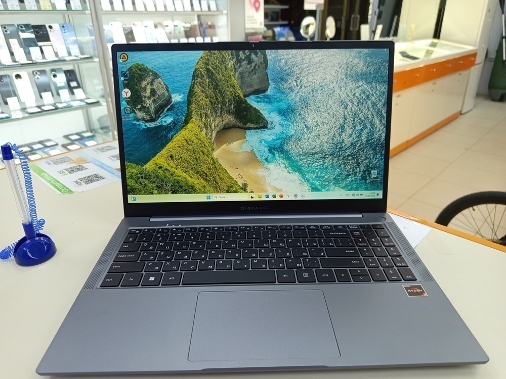Ноутбук Lenovo Ноутбук DIGMA; Ryzen 3 3200U, Radeon Vega 3, 8 Гб, 500 Гб, Нет