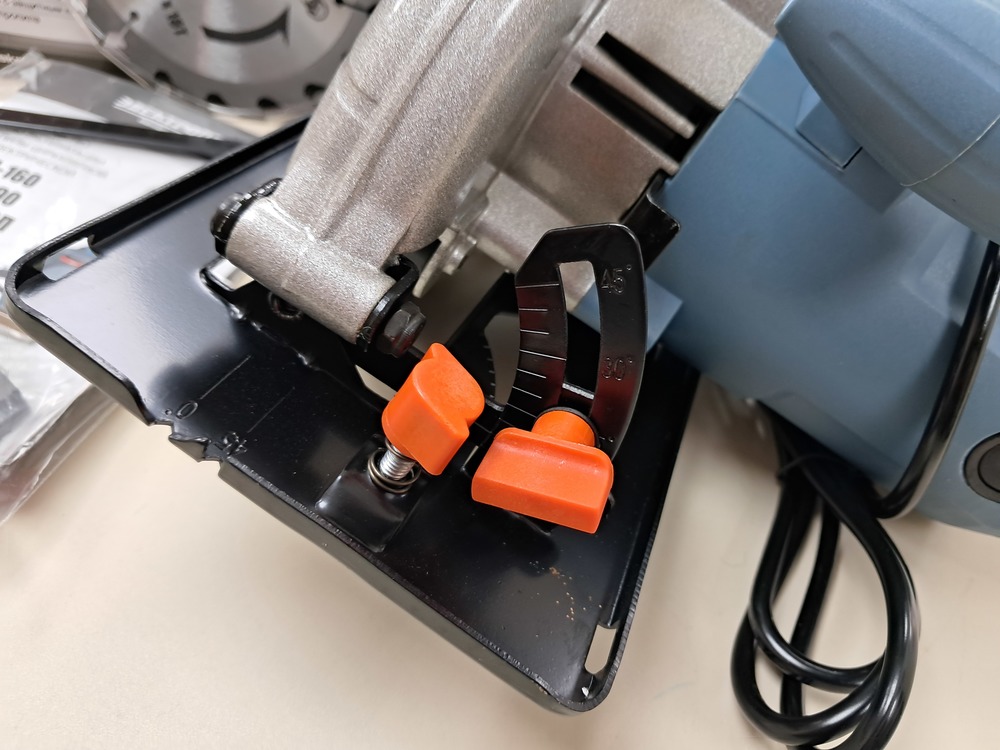 Дисковая пила Электроприбор ПД-160