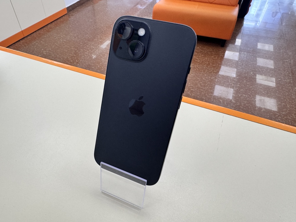 Смартфон Apple Iphone 15 128Gb