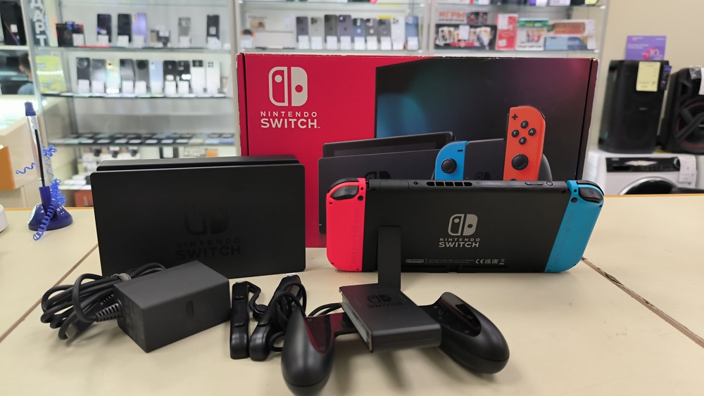 Игровая приставка Nintendo Switch