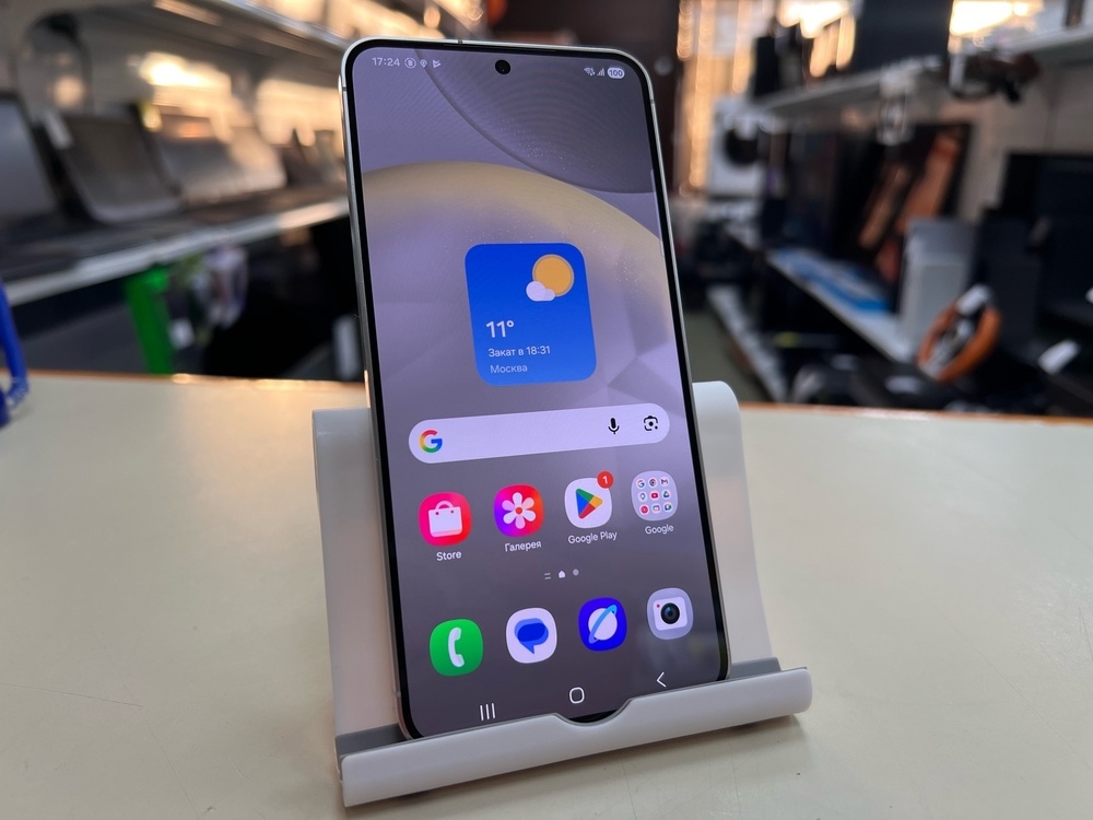 Смартфон Samsung Galaxy S24 8/128
