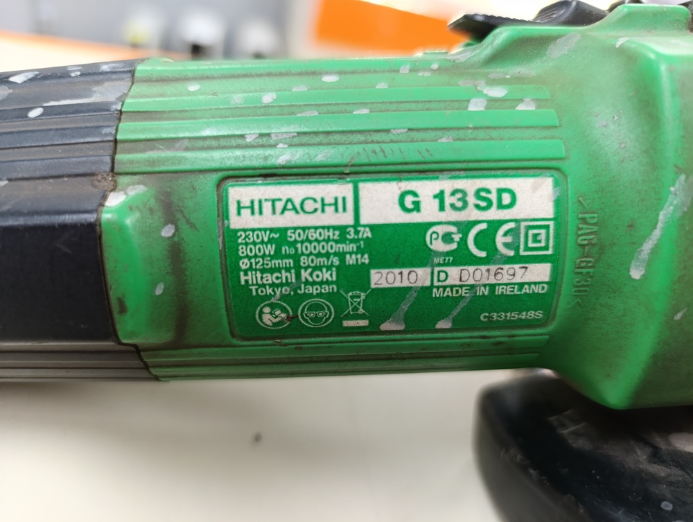Угловая шлифмашина Hitachi G13SD