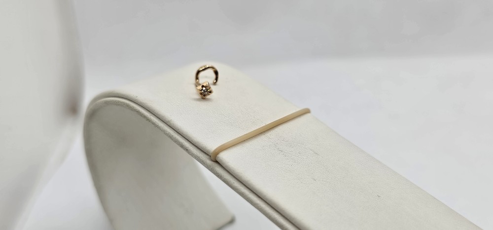 ПИРСИНГ В НОС с камнем (Au 585)