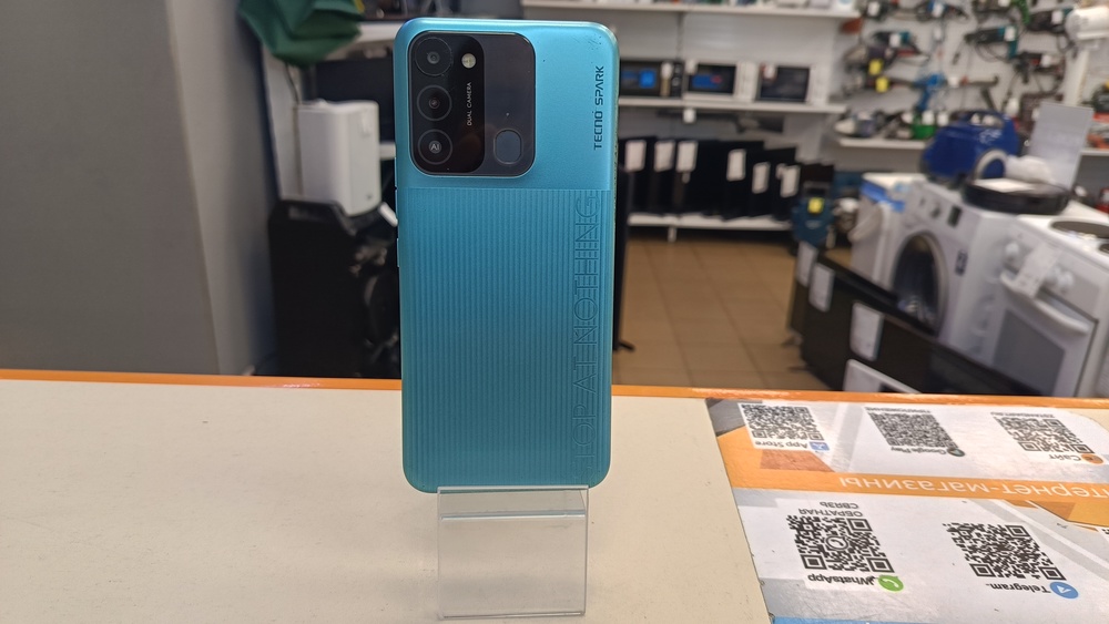 Смартфон Tecno Spark GO 2022 2/32