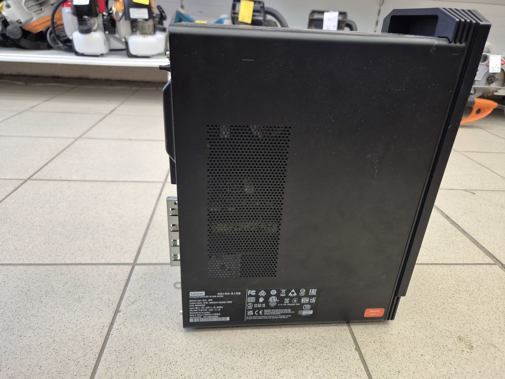 Системный блок Lenovo;  Core I5-11400F, GeForce RTX 3060, 16 Гб, 1 Tb, Нет