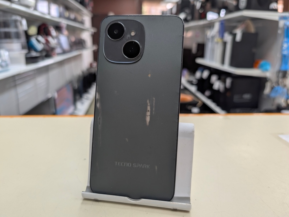 Смартфон Tecno Spark 40C 8/256