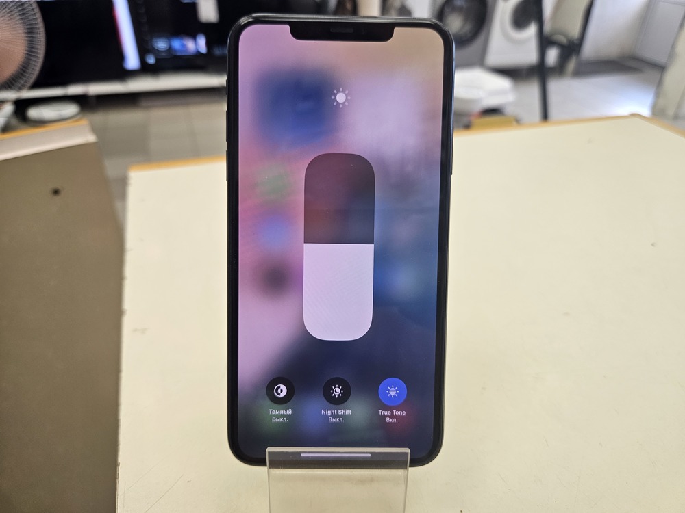 Смартфон Apple iPhone 11 Pro Max 64Gb