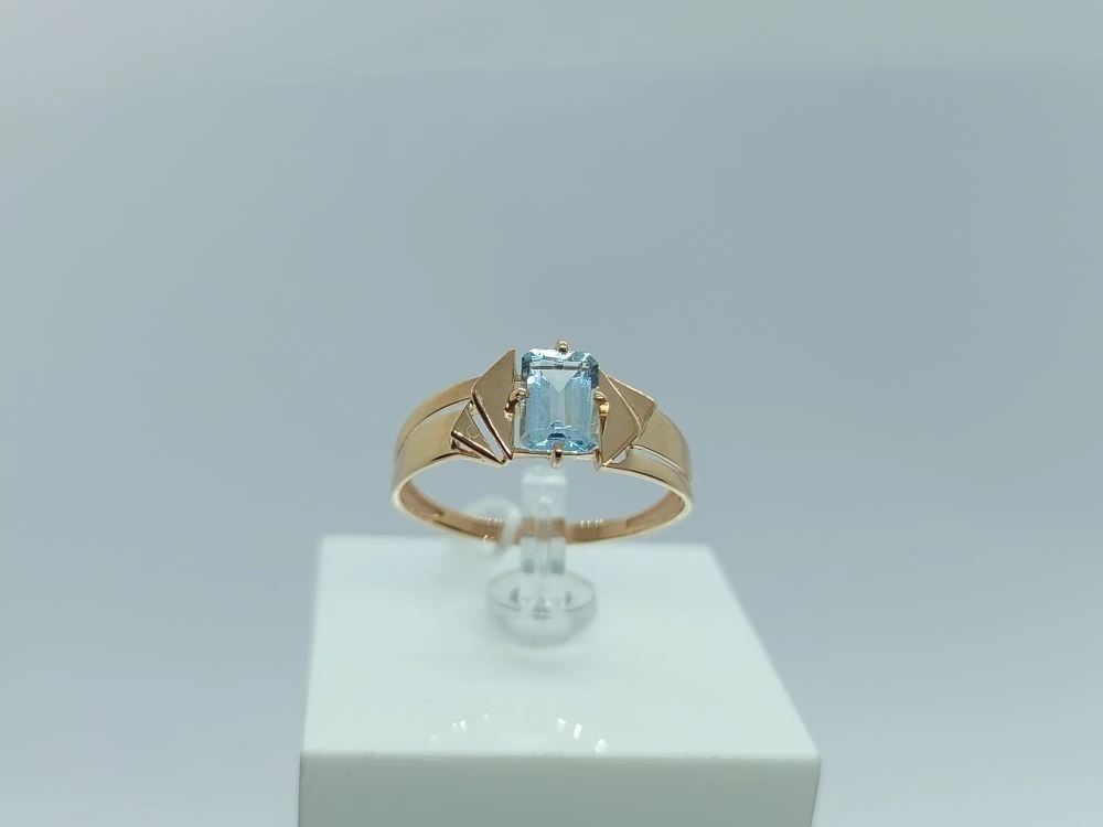 КОЛКМ585 КОЛЬЦО С КАМНЕМ (Au 585)