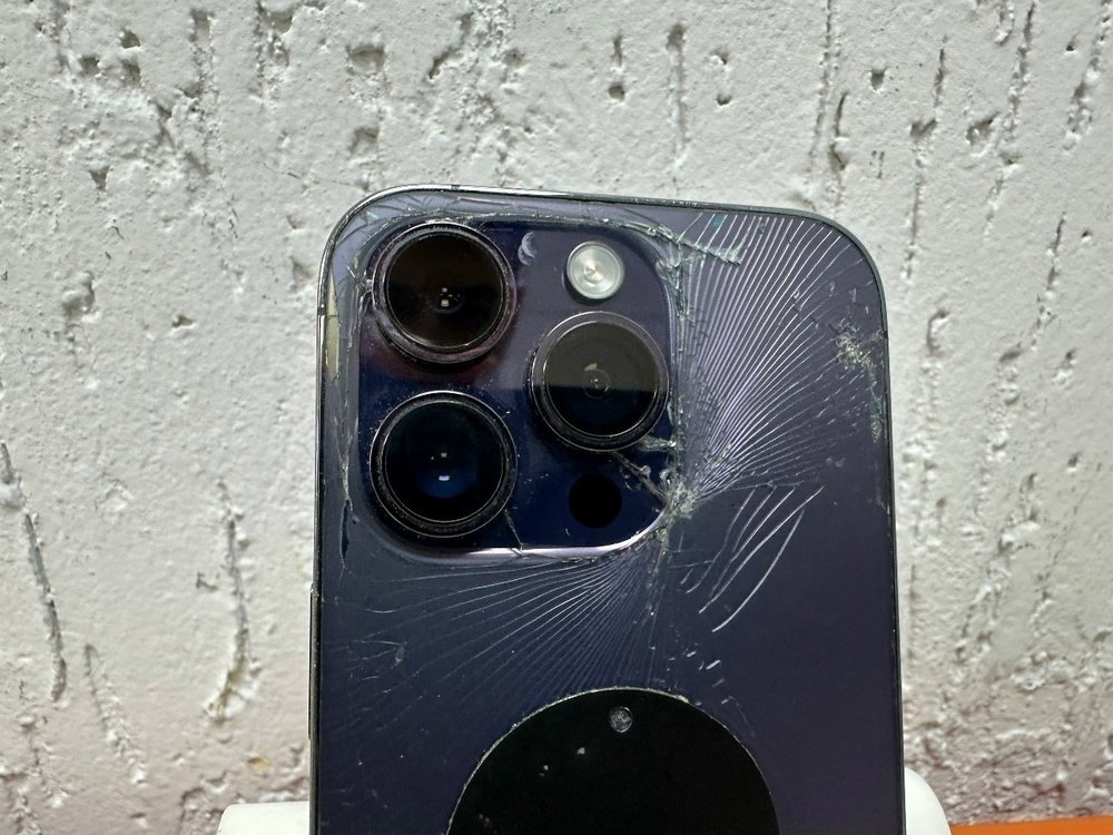 Смартфон Apple Iphone 14 Pro 128Gb