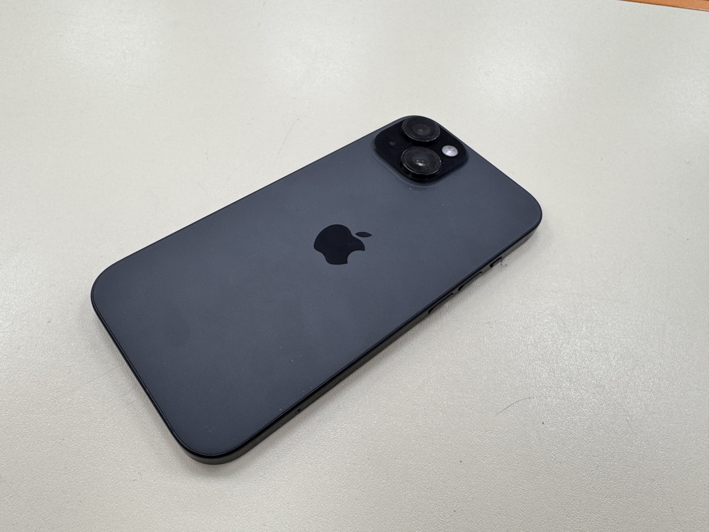 Смартфон Apple Iphone 15 256Gb