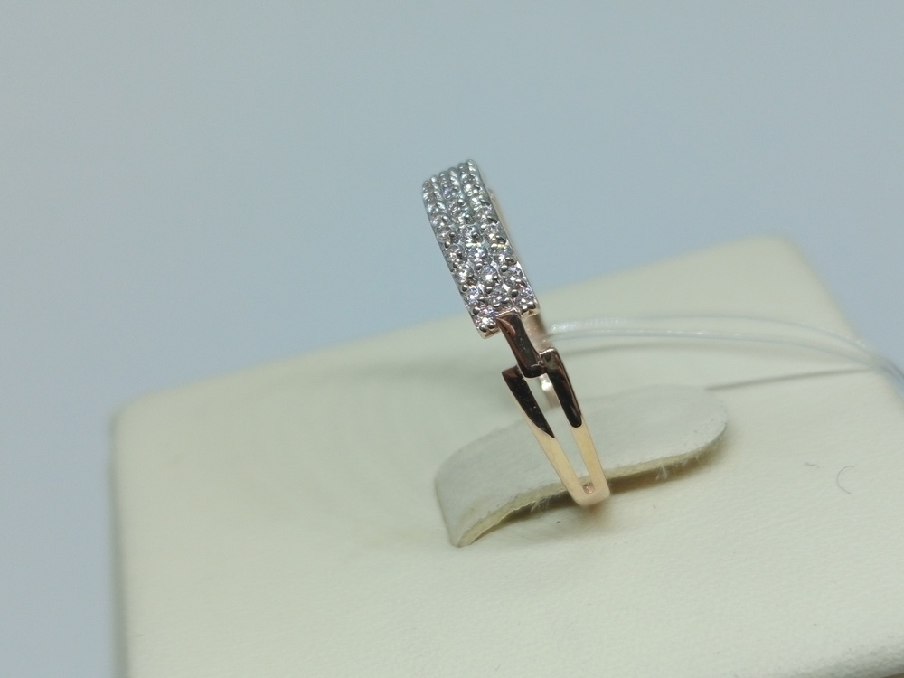 000591-1102 КОЛЬЦО С КАМНЯМИ (Au 585)