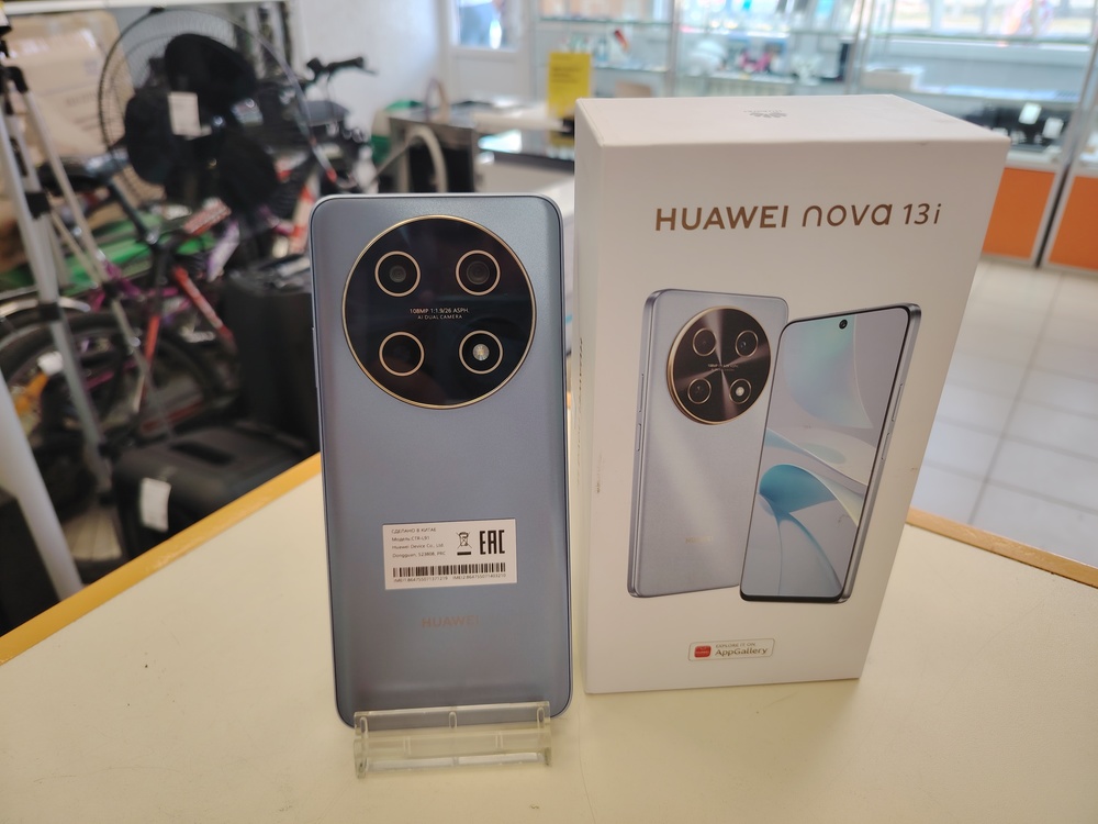 Смартфон Huawei Nova 13i 8/256