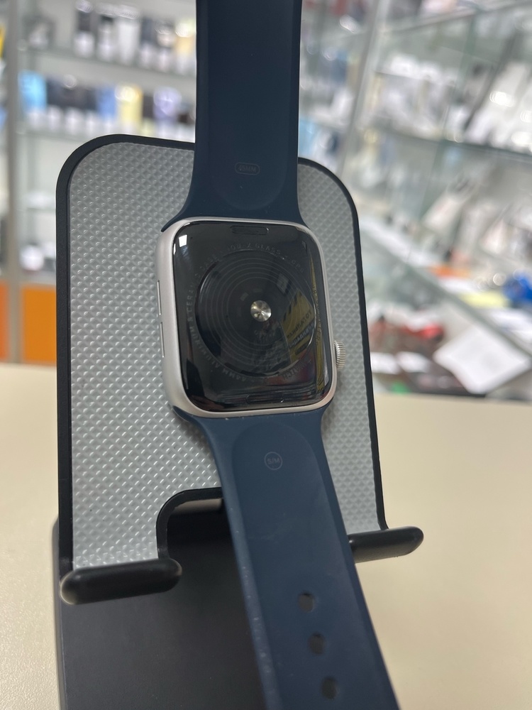 Смарт-часы Apple Watch SE 2022 44mm