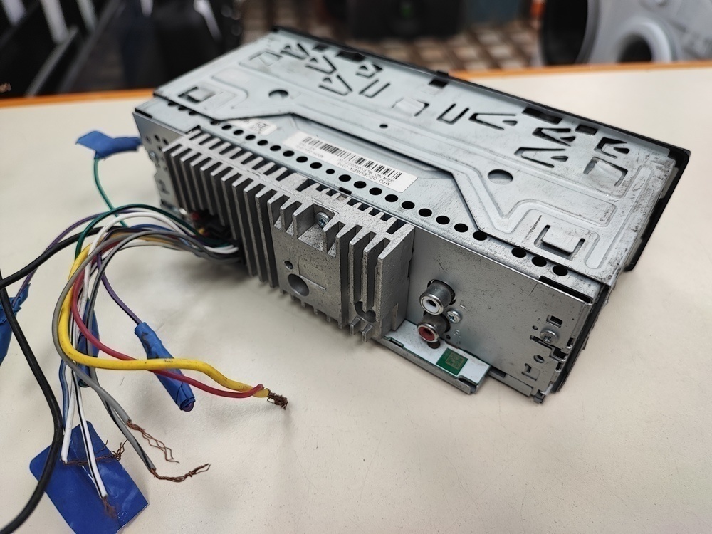 Автомагнитола Pioneer MVH-09UBG