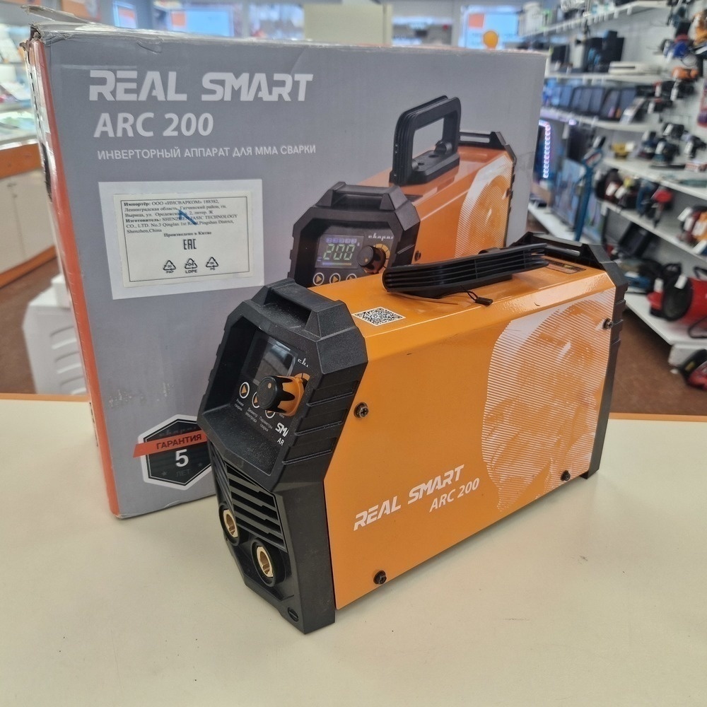 Сварочный аппарат Сварог Real Arc 220