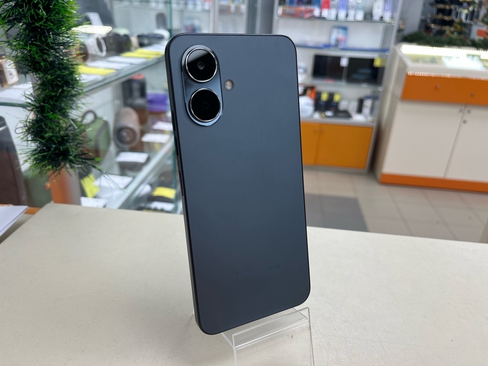 Смартфон Tecno Spark Go 2 3/64Gb