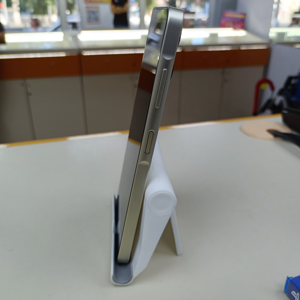 Смартфон Samsung Galaxy A06 4/64