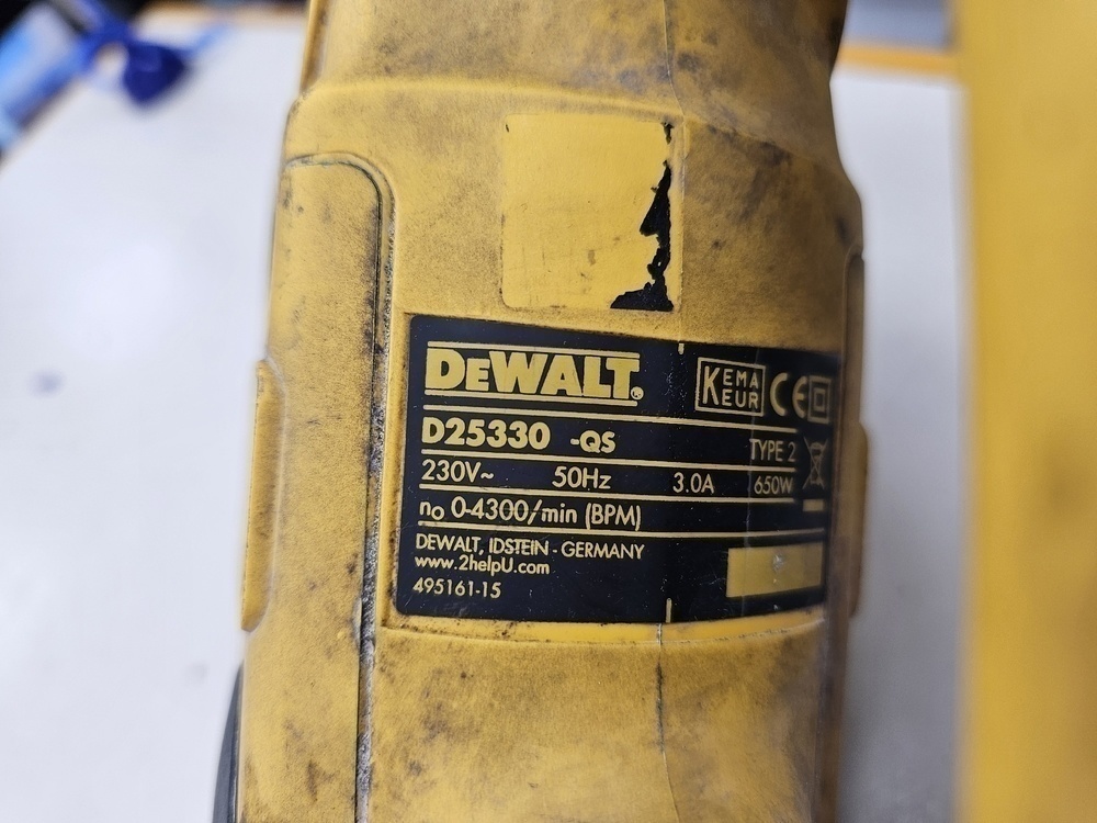 Перфоратор Dewalt D25330-QS