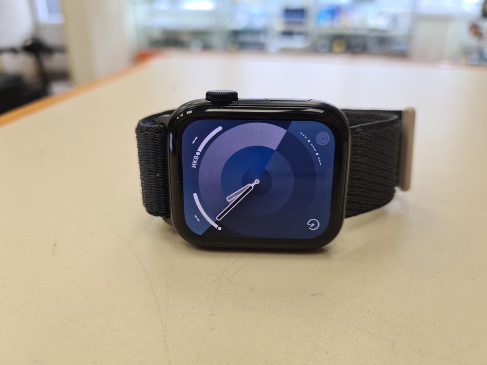 Смарт-часы Apple Watch SE 2022 44mm