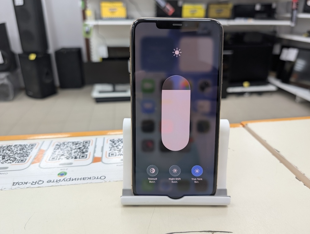 Смартфон Apple iPhone 11 Pro Max 64Gb