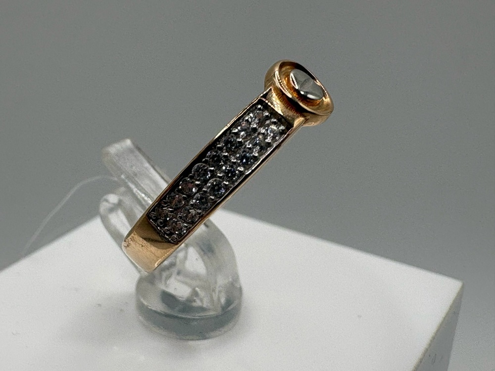 КОЛЬЦО С КАМНЯМИ (Au 585)