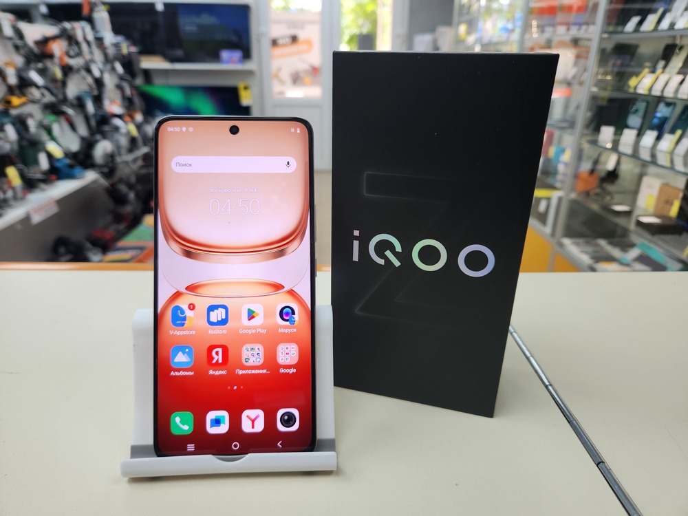 Смартфон Vivo IQOO Z10R 8/256
