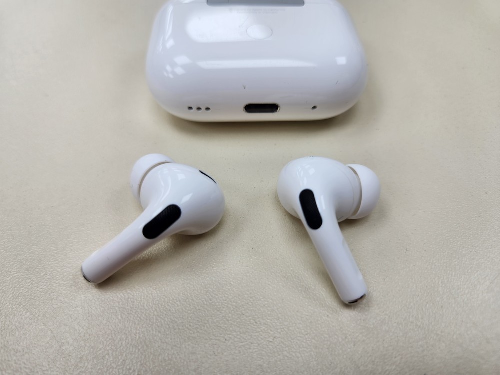 Наушники беспроводные Apple AirPods Pro 2 Gen