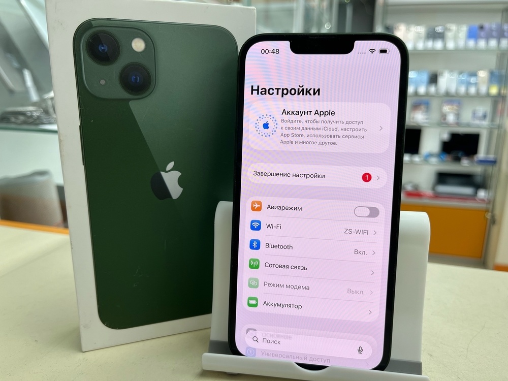 Смартфон Apple iPhone 13 128Gb