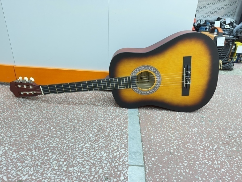 Гитара акустическая Belucci BC3825 SB