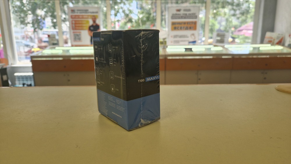 Мобильный телефон Maxvi T100