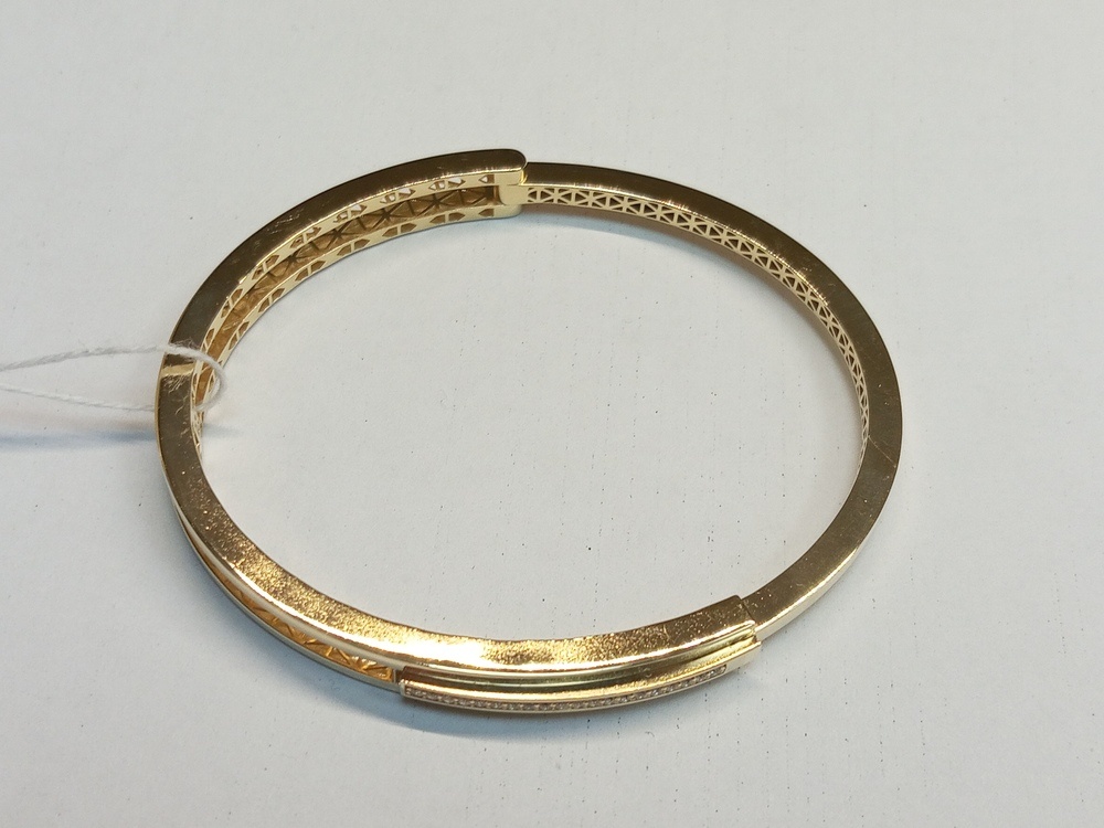 БЖКИ585 БРАСЛЕТ ЖЕСТКИЙ С КАМНЯМИ (Au 585)