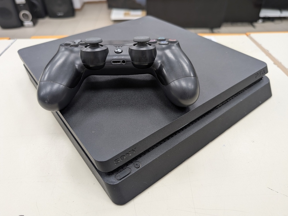 Игровая приставка PlayStation 4 Slim 1Tb
