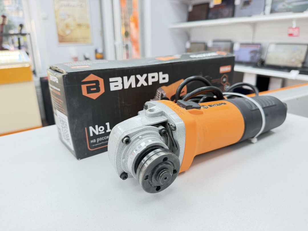 Угловая шлифмашина Вихрь УШМ-125/800
