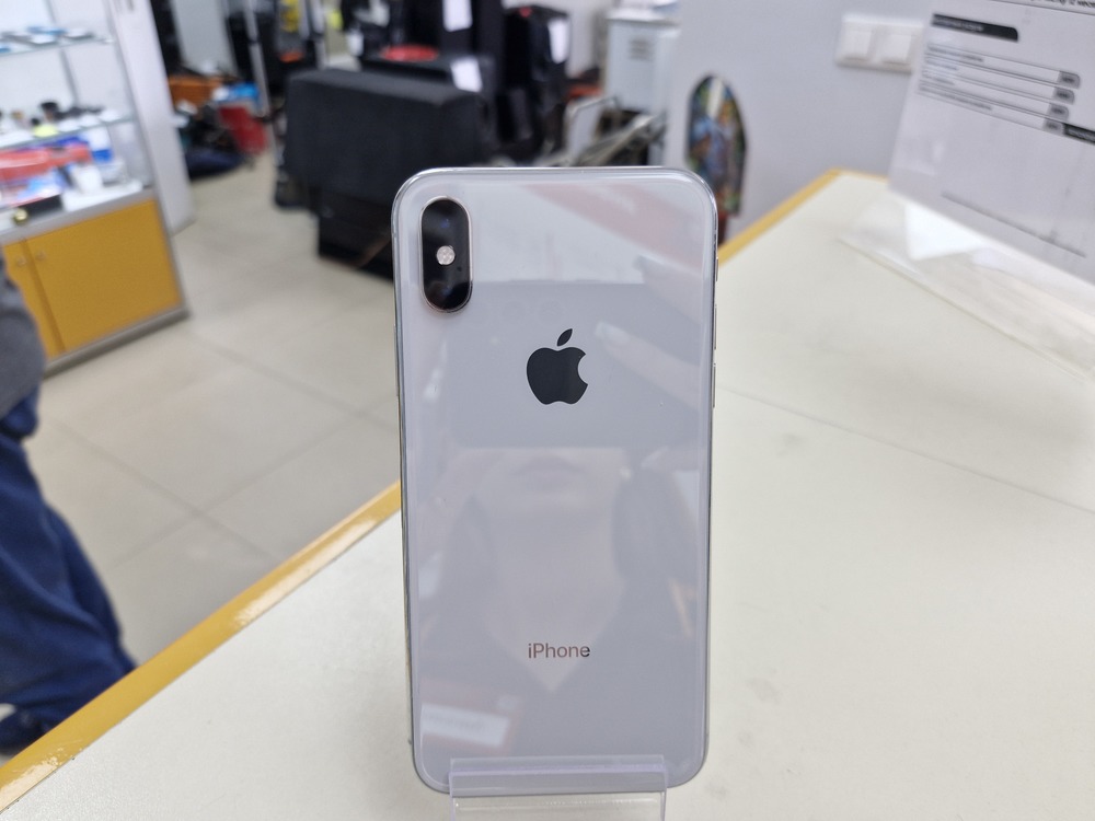 Смартфон Apple iPhone Xs 64Gb