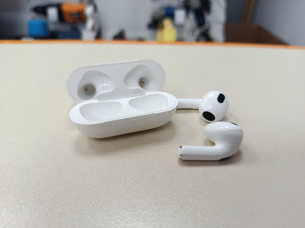Наушники беспроводные Apple AirPods 3 Lightning