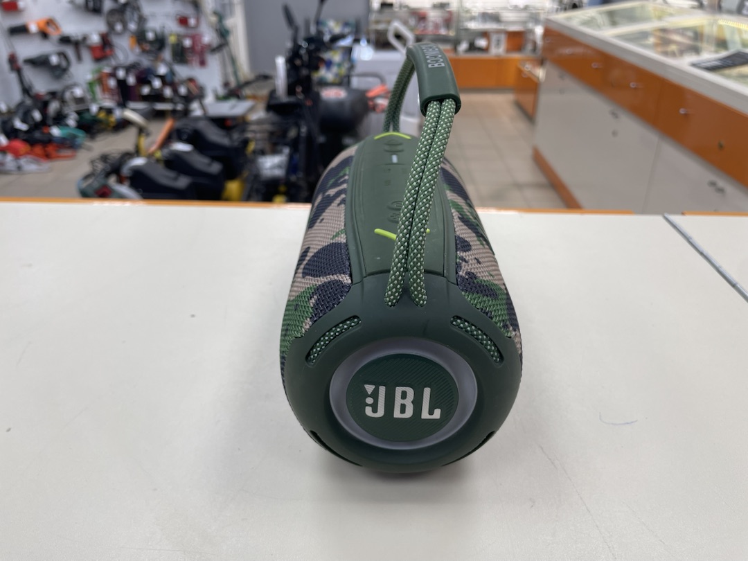 Портативная акустика JBL Boombox