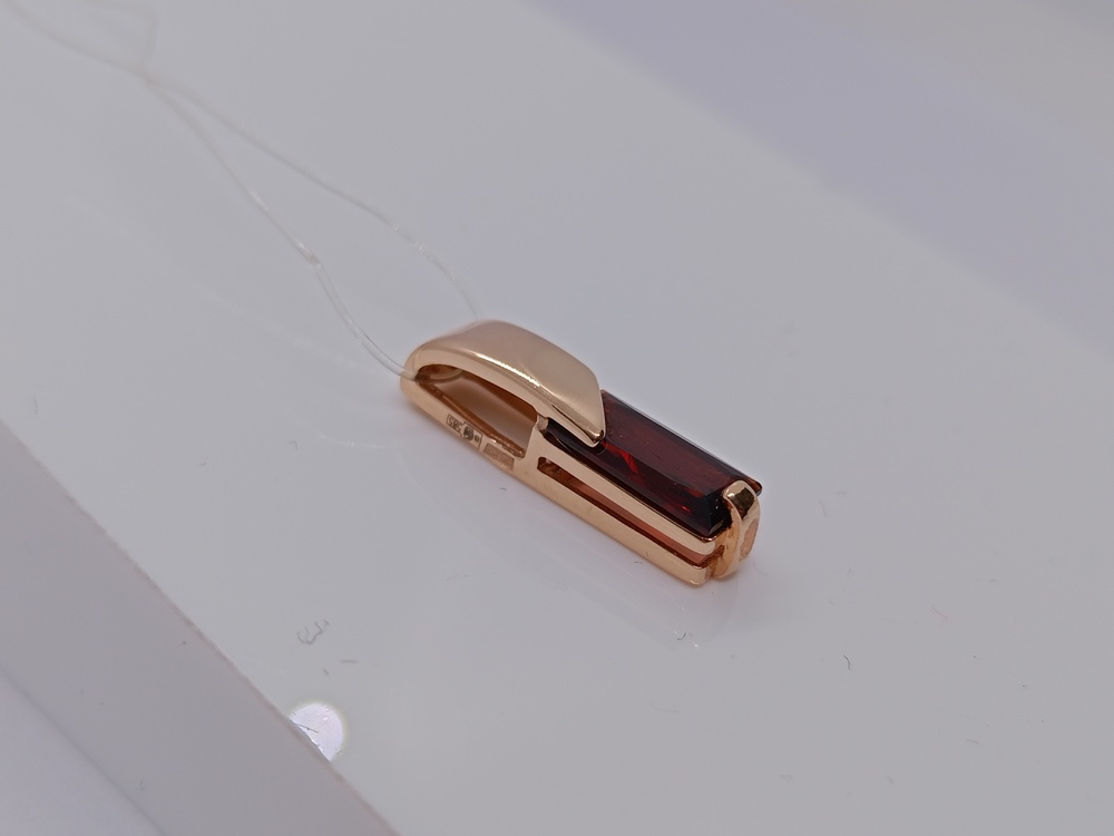 009643-1350 ПОДВЕСКА ГРАНАТ (Au 585)