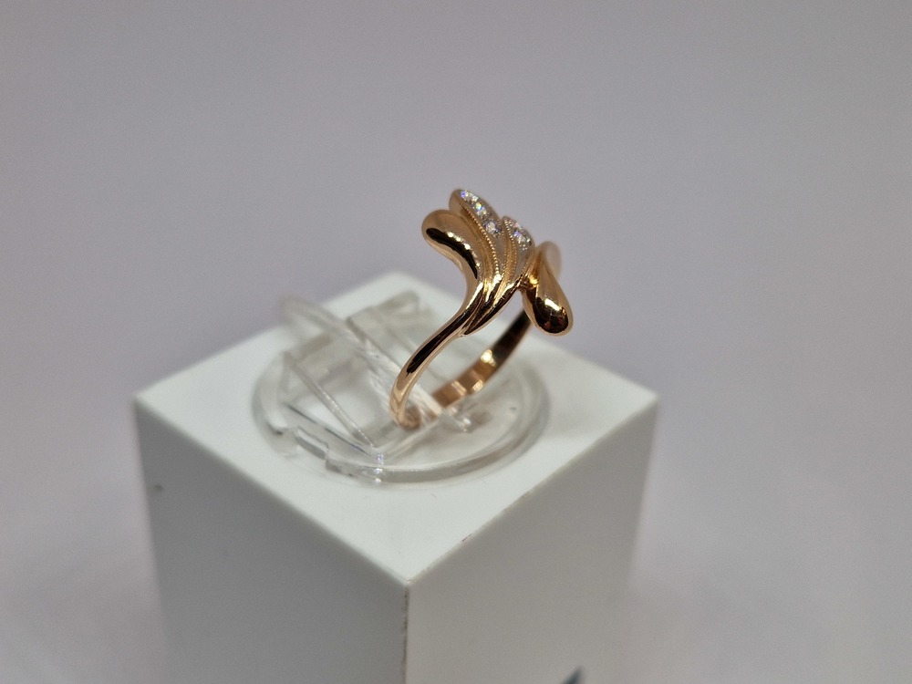 КОЛЬЦО С КАМНЯМИ (Au 585)