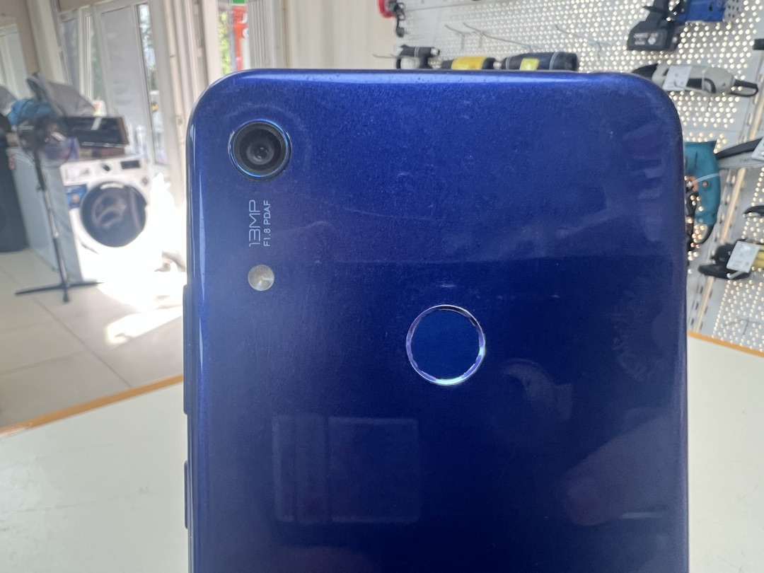 Смартфон Honor 8A 3/64