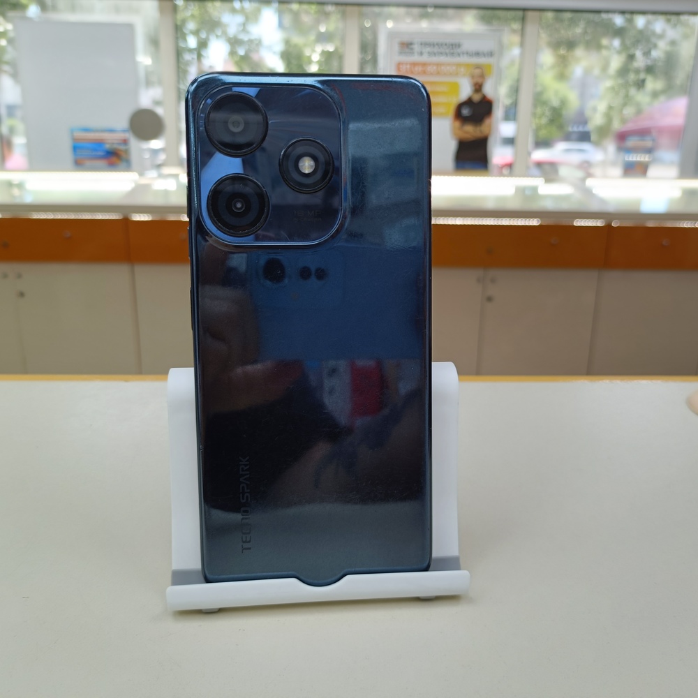 Смартфон Tecno SPARK 10C 4/64