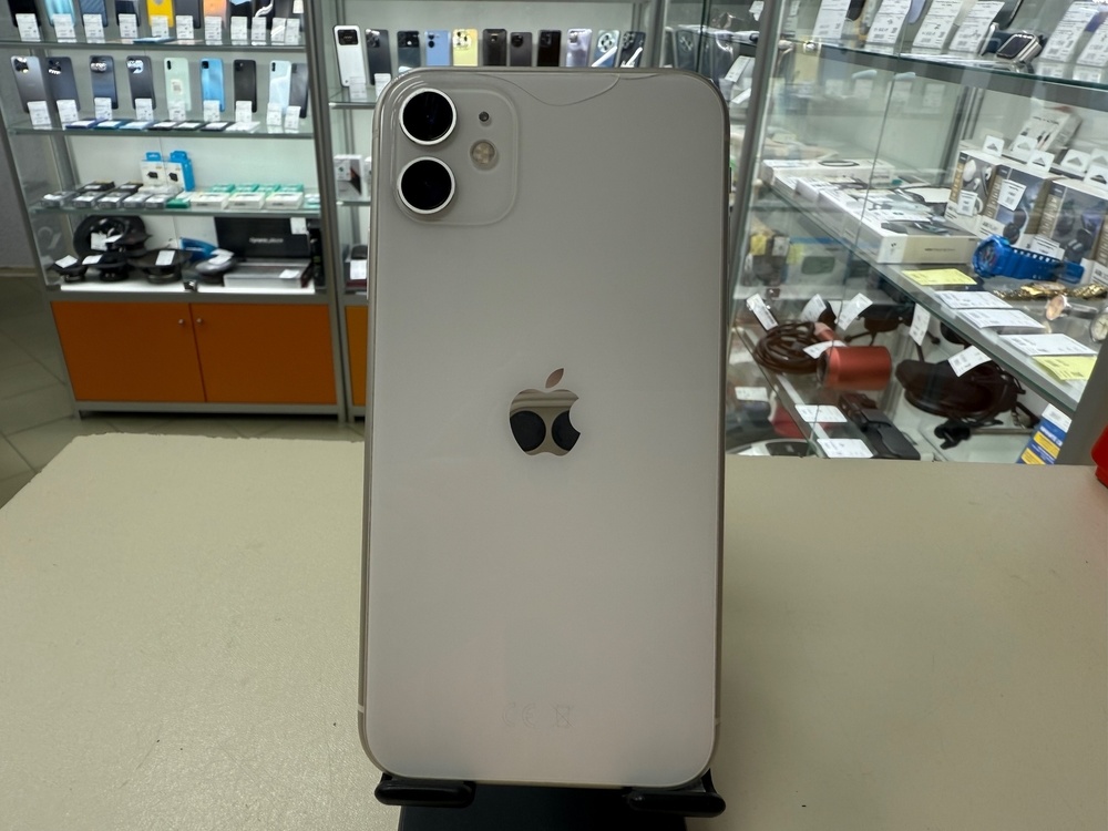 Смартфон Apple iPhone 11 128Gb
