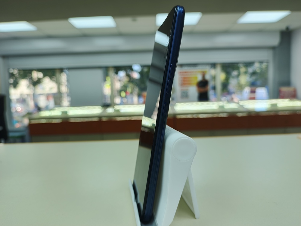 Смартфон Tecno Spark 8C 4/64