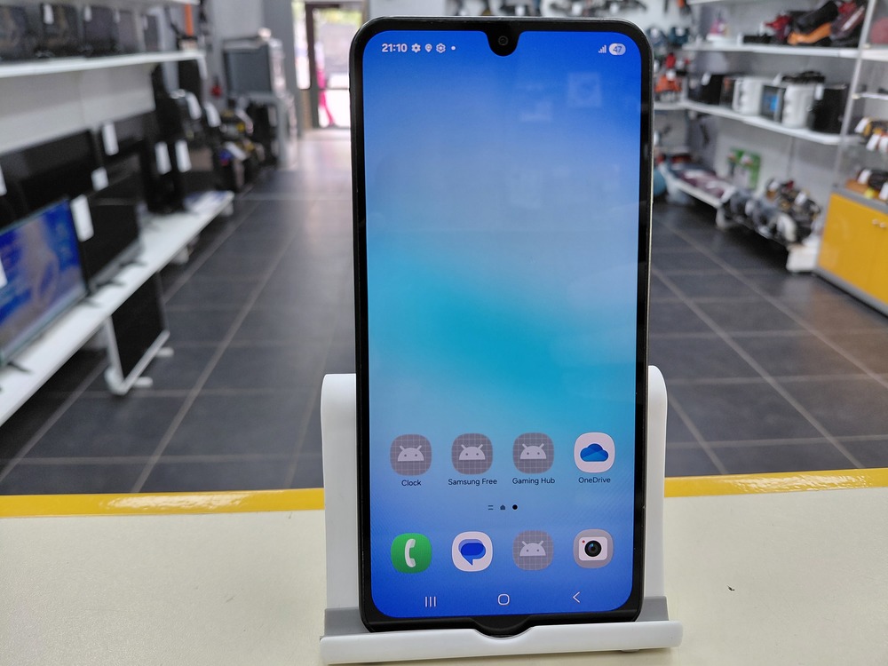 Смартфон Samsung Galaxy A17 8/256