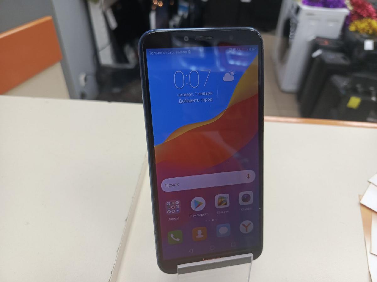 Смартфон Honor 7C 3/32