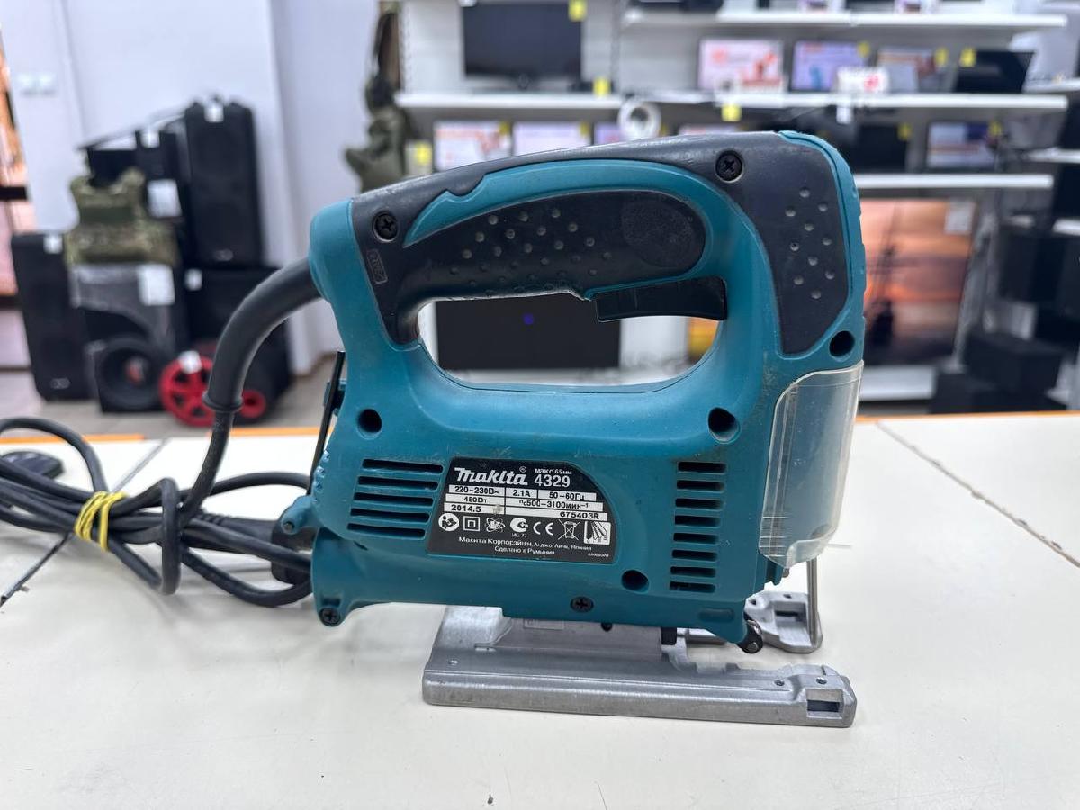 Лобзик Makita 4329